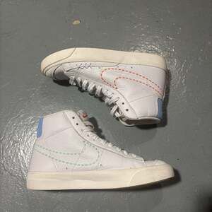 Nike Blazer Mid White Multi-Color Sneakers